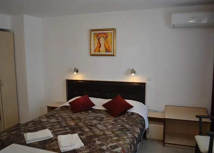 Family Magnolia Hotel