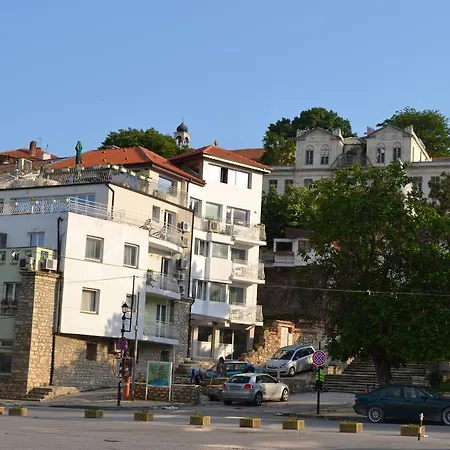 Family Magnolia Hotel 2*