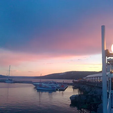 Family Magnolia Hotel 2*