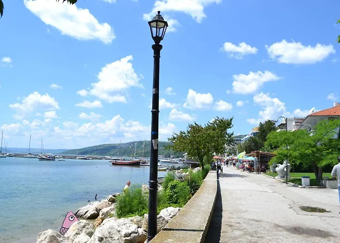 Family Magnolia Hotel 2*